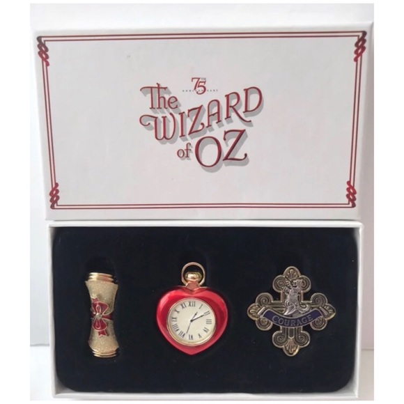 🆕❤️ New Wizard of Oz 3 Pin Anniversary Set - Picture 2 of 10